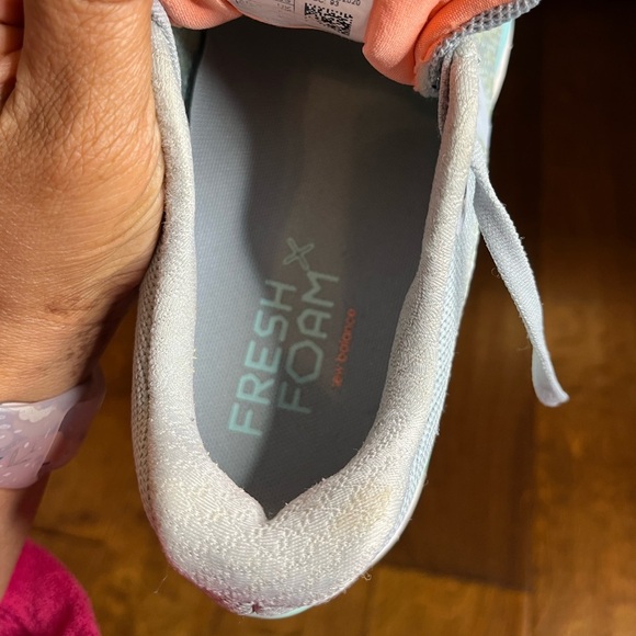 New Balance Womens Fresh Foam 880 V10 Running Shoes Size 9 - Picture 8 of 10